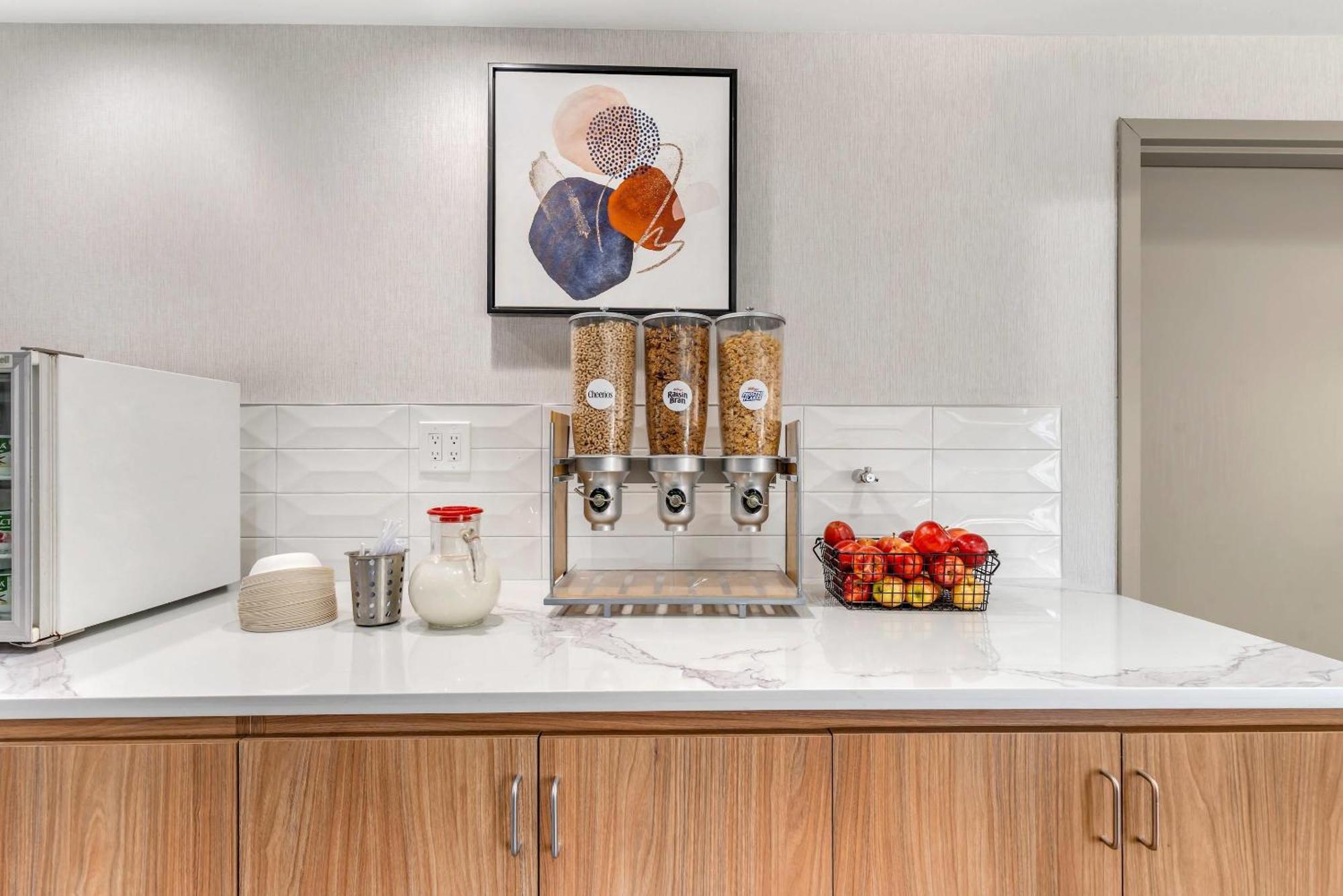 Country Inn & Suites By Radisson, Modesto-Salida Extérieur photo